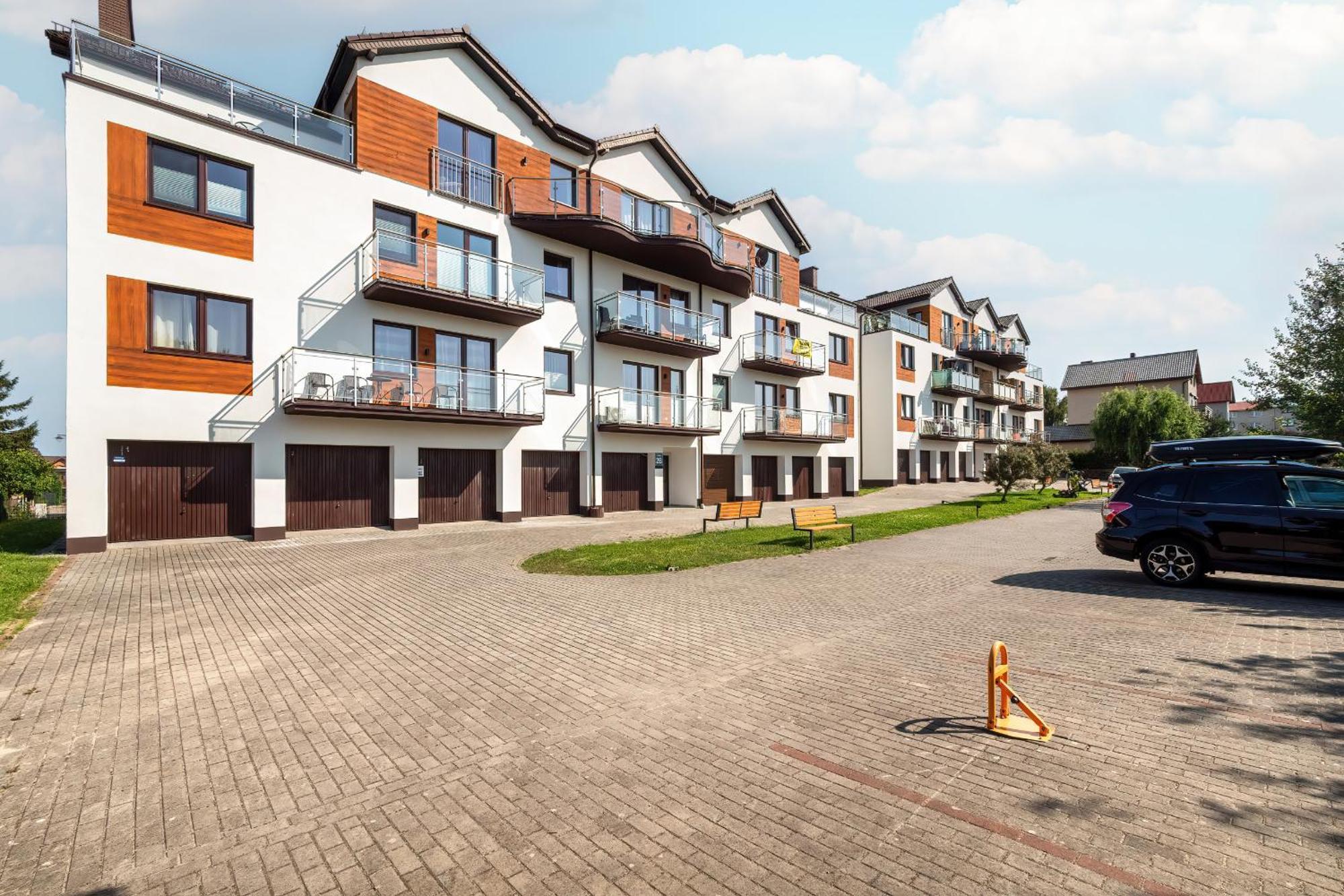 Przestronny Z Parkingiem We Wladyslawowie By Renters Apartamento Władysławowo