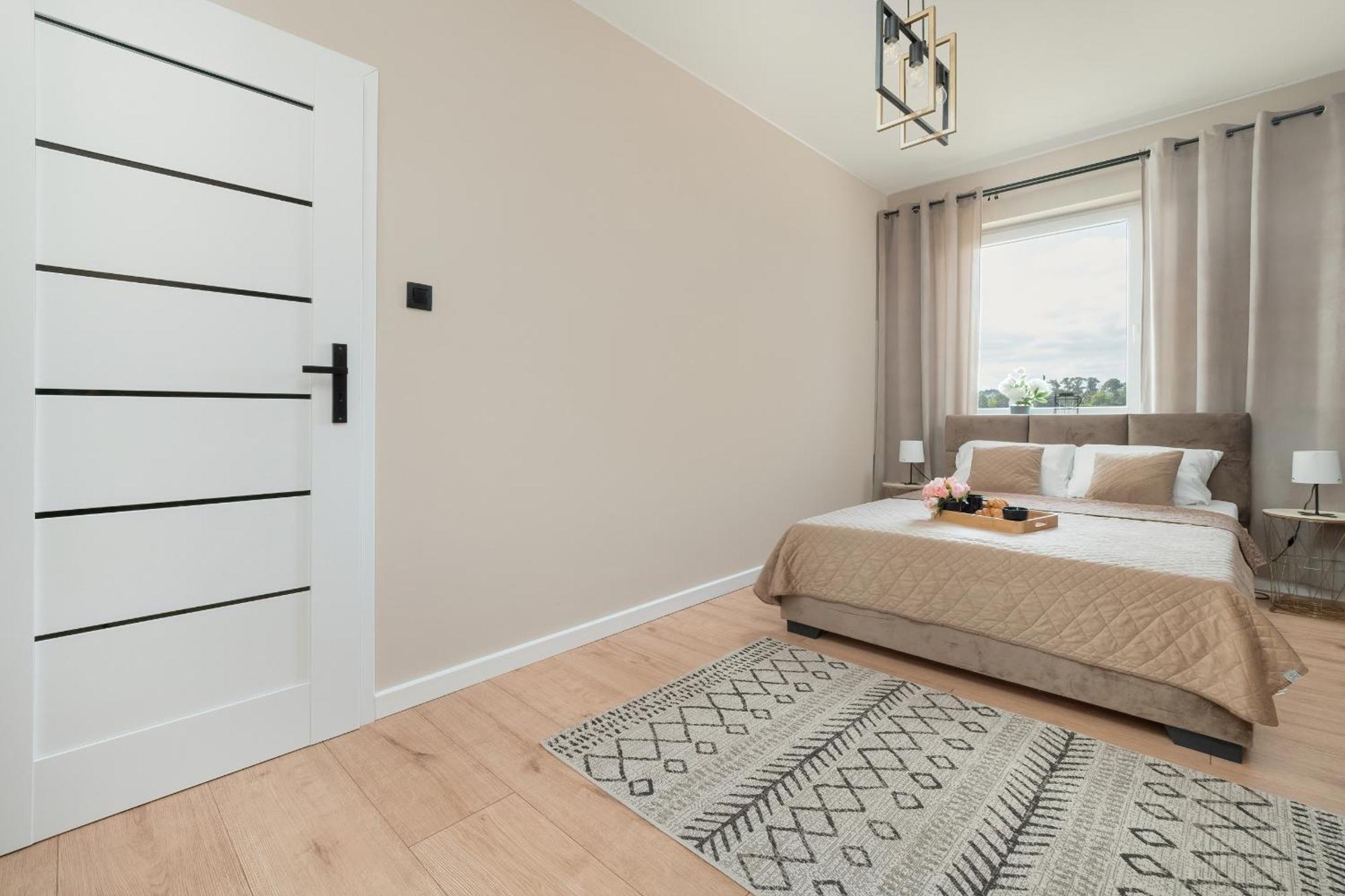 Przestronny Z Parkingiem We Wladyslawowie By Renters Apartamento Władysławowo